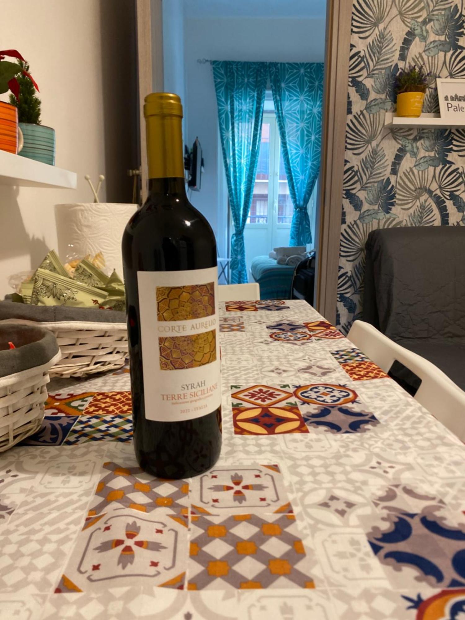 A Casa Di Irene - Loft In Sicily - Centro Di Palermo Apartment Екстериор снимка